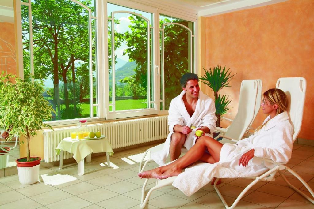 Hotel Ultenerhof Lagundo Esterno foto